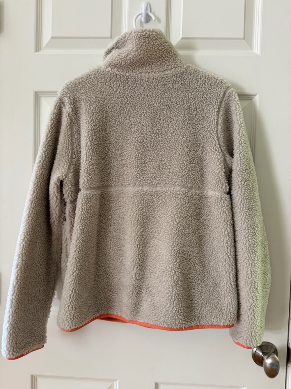 L.L. Bean Sherpa Fleece Pullover in Soapstone - Picture 5 of 6